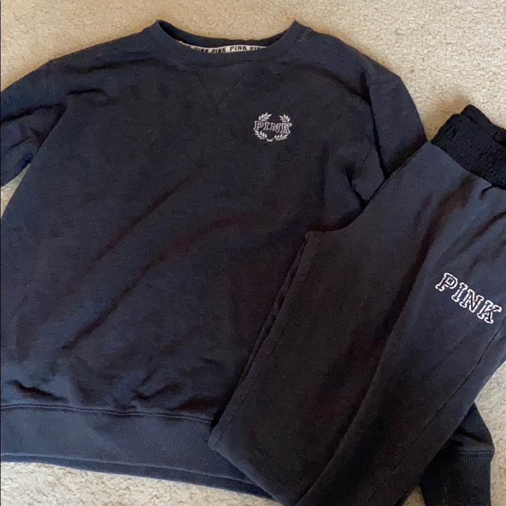 VS Pink matching sweatsuit